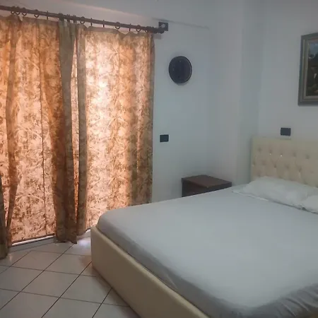 Cozy * Sarandë